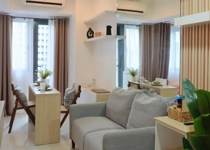 Moa Area 1br At Smdc Shore 3 With Balcony And Pool Access Manila